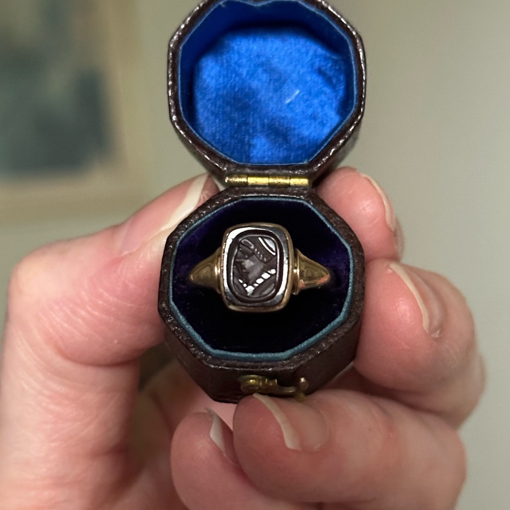 Antique Victorian 10k Gold and Sard Carved Intaglio Signet Ring 6.25 - Picture 15 of 15